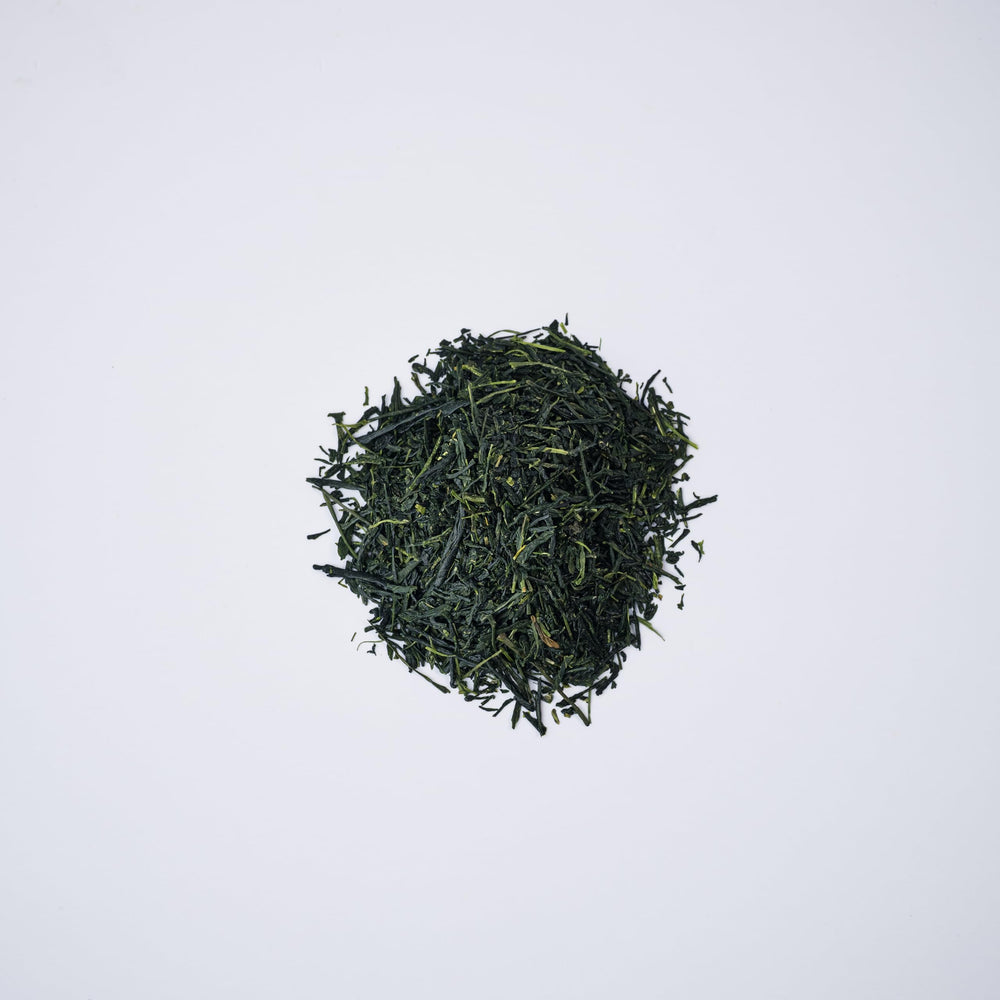 Matcha Konomi Gyokuro steeping in cup suggests smooth, umami-like finish