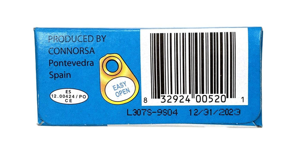 Matiz sardines in olive oil on a tasting board for gourmet snacking