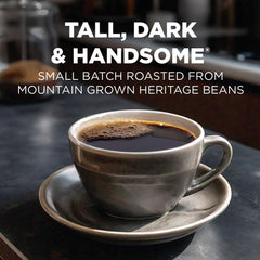 Maud's dark roast pod closeup highlights 100% Arabica beans and smooth flavor.