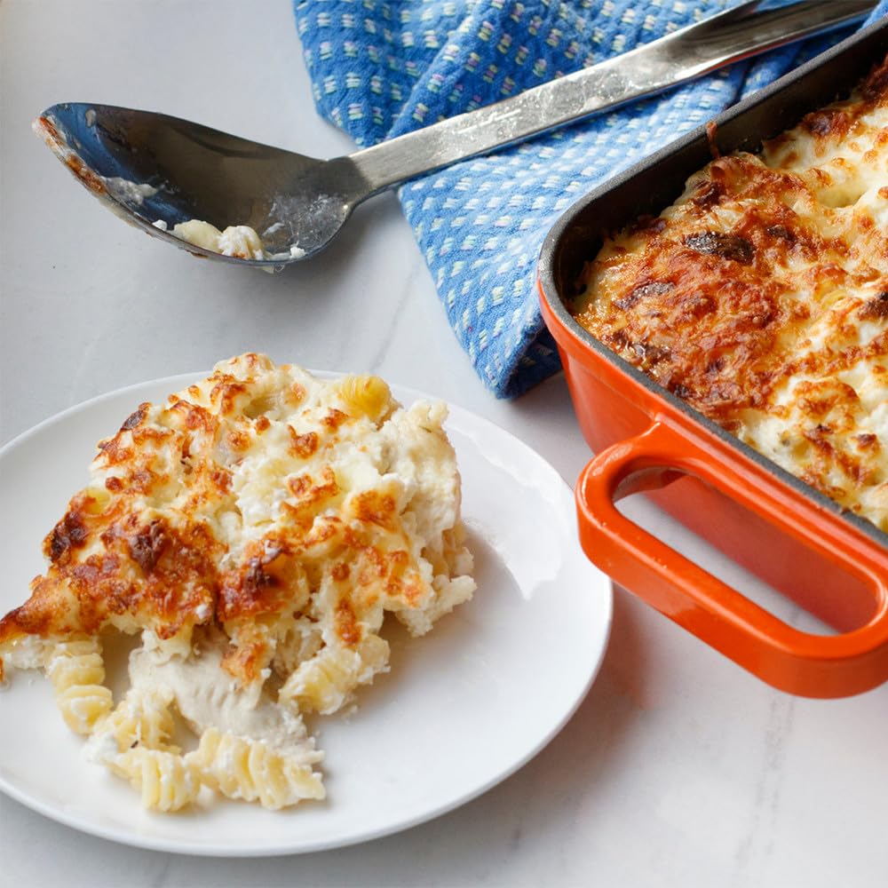 McCormick Alfredo sauce with chicken cubes for creamy pasta