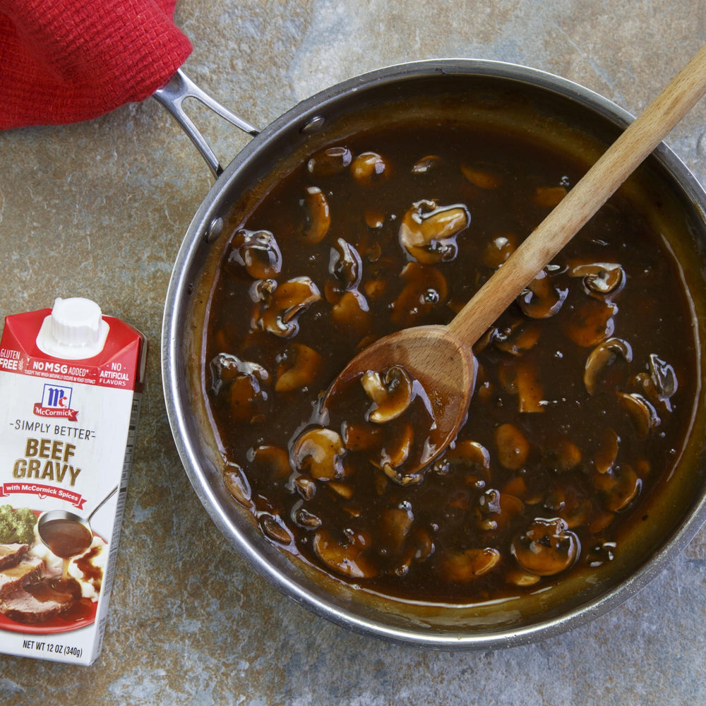 Demonstration of the easy-pour spout on McCormick Beef Gravy bottle