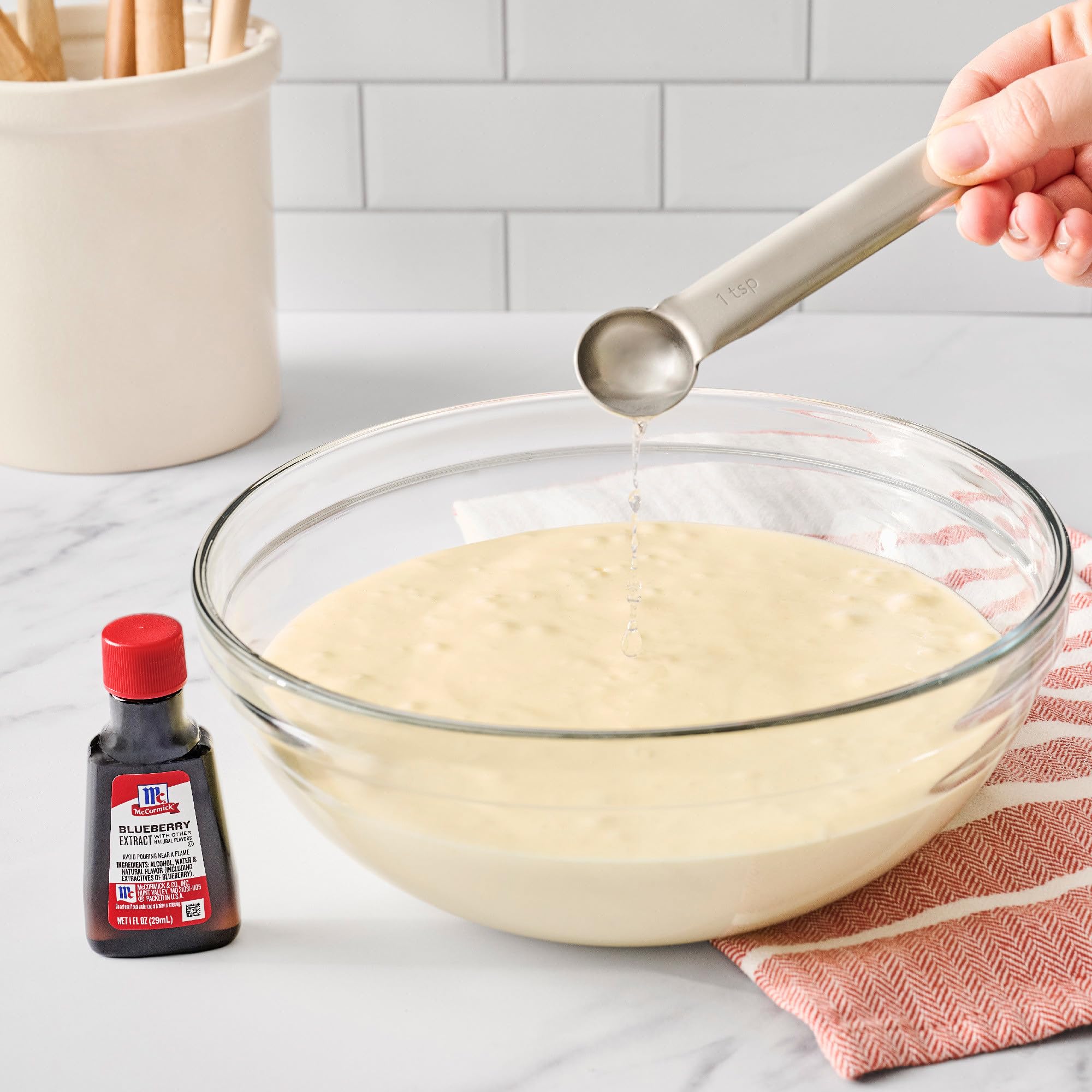 McCormick Blueberry Extract elevates frosting with a blueberry brightness.