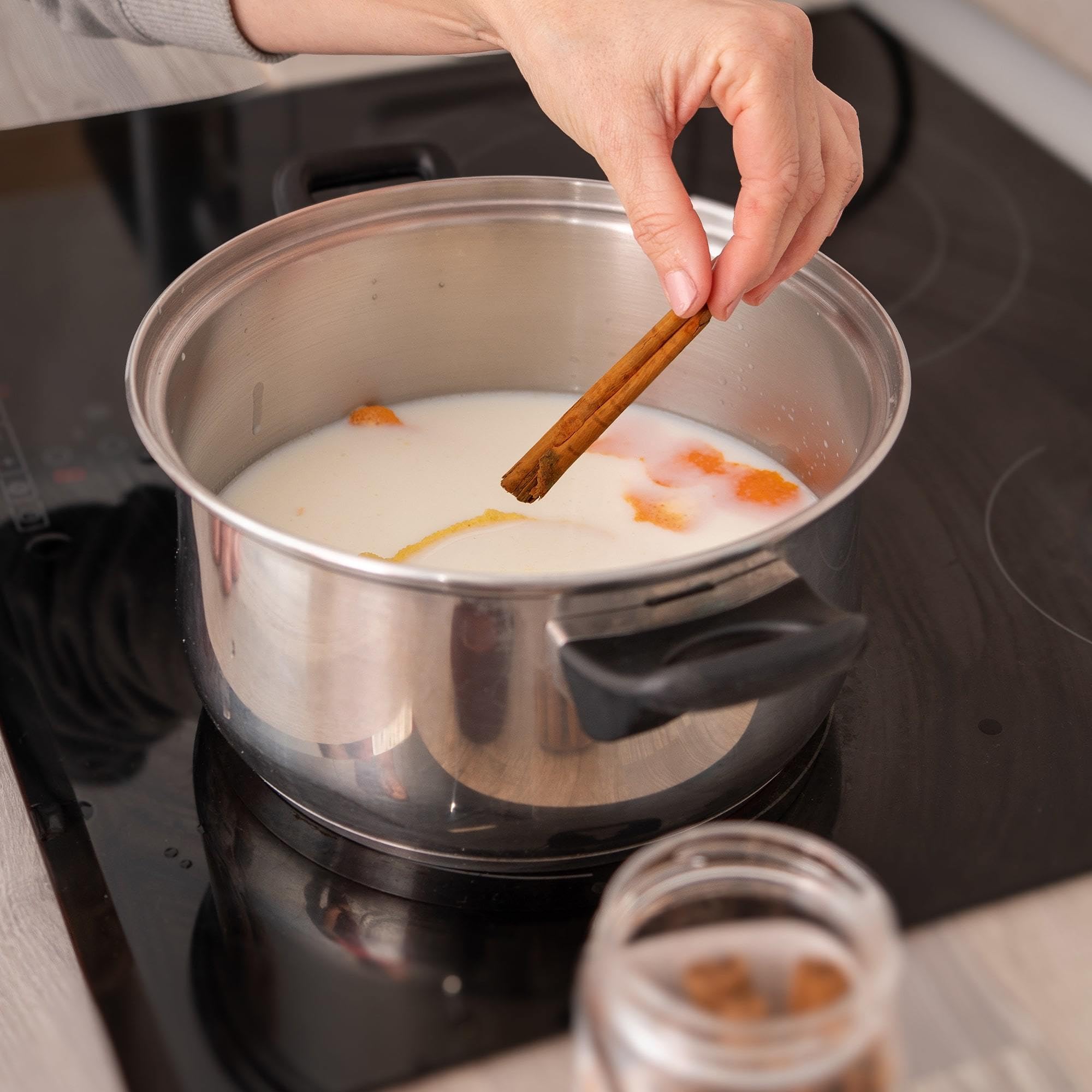 McCormick Cinnamon Sticks flavor Vietnamese pho broth.