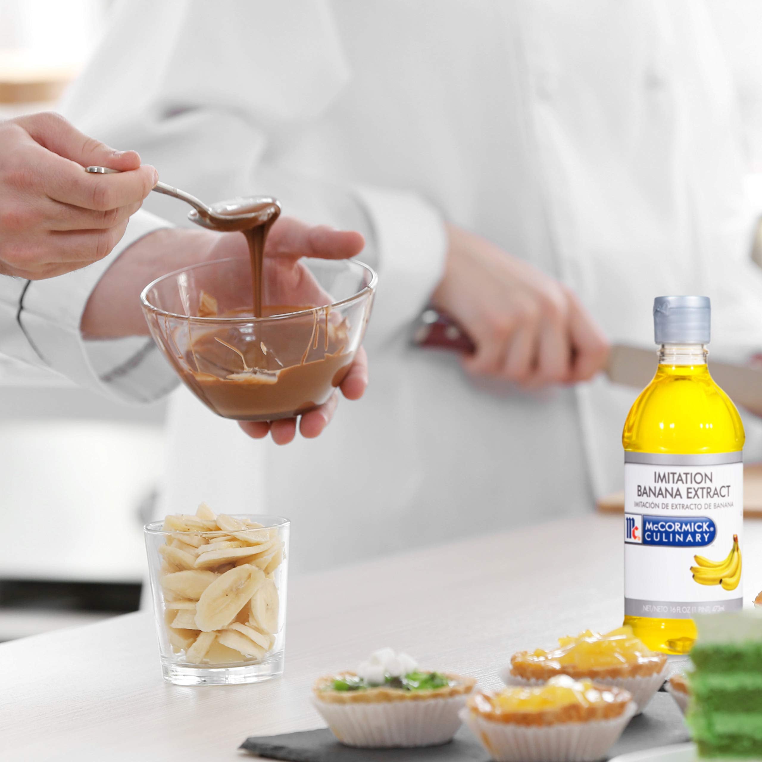 Banana extract from McCormick Culinary elevates beverages with fruity aroma.