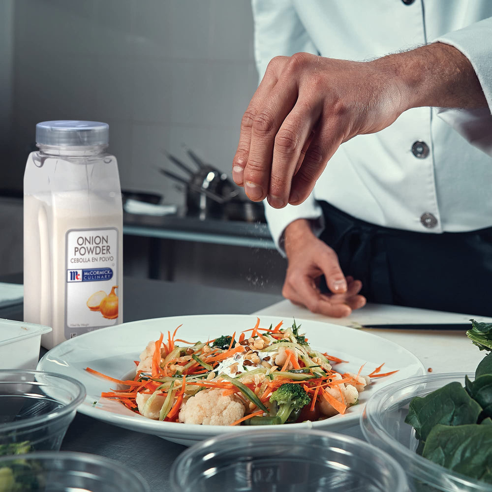 McCormick Culinary Onion Powder in dry rub suggests seamless integration into meat rubs