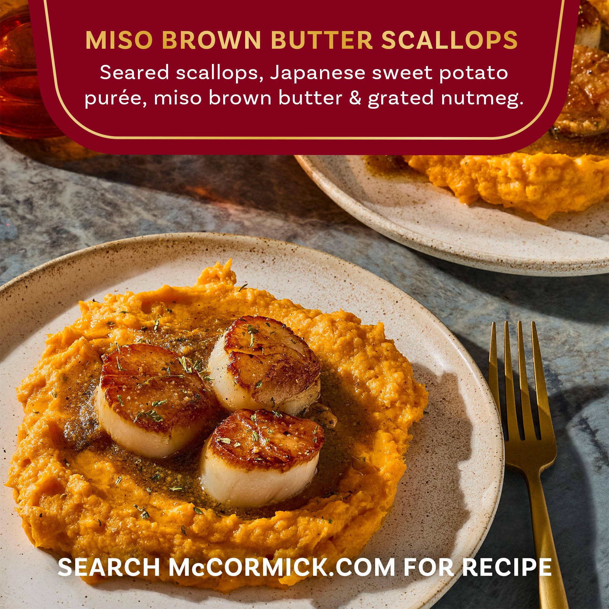 McCormick Gourmet Nutmeg in gingerbread and pumpkin pie