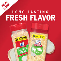 McCormick Minced Onions closeup of dried pieces shows convenient ready-to-use seasoning