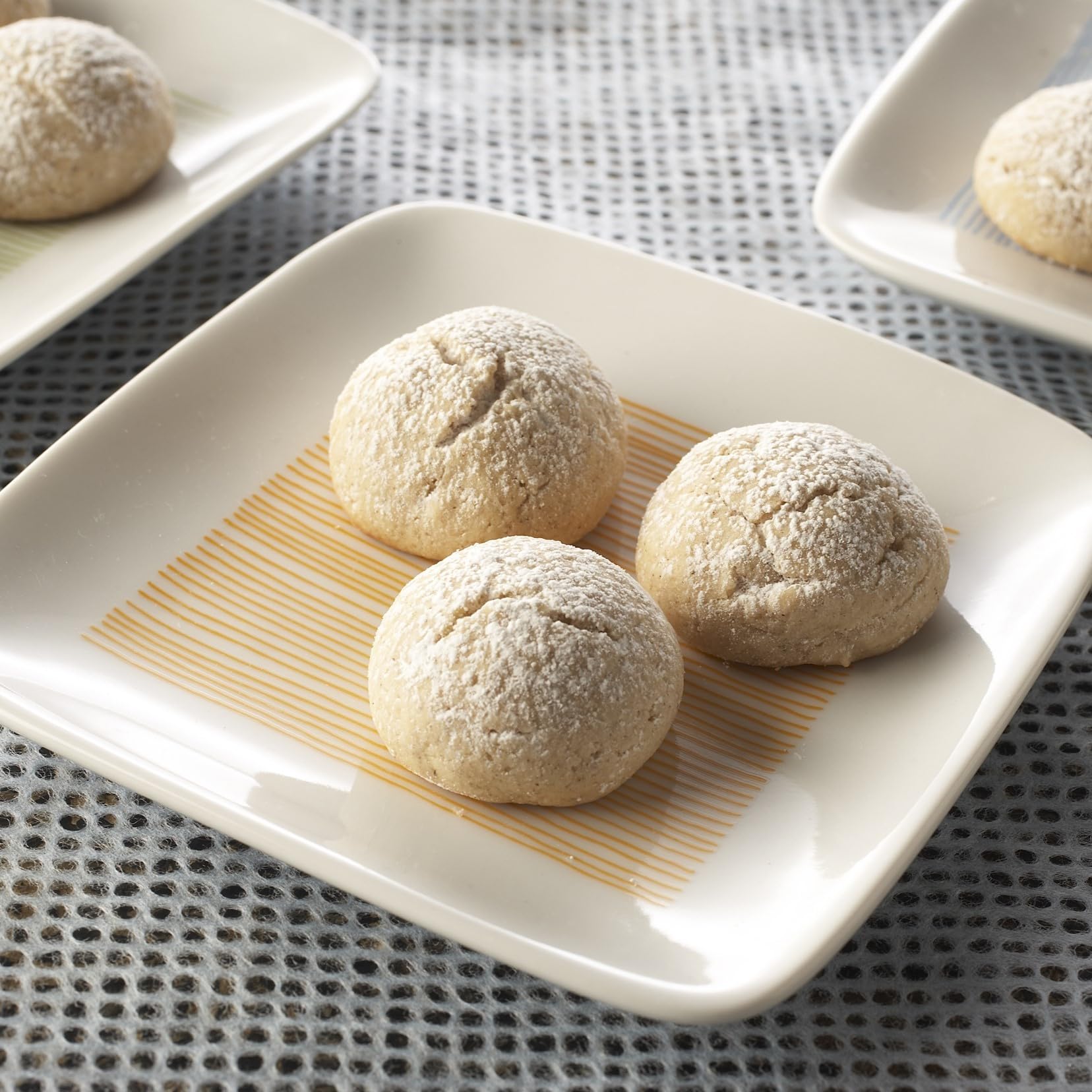 McCormick Pure Anise Extract premium ingredients support rich flavor in bakes.