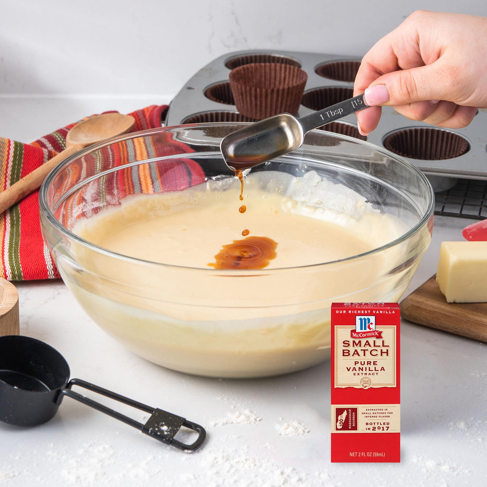 McCormick Vanilla Extract coffee application emphasizes aroma in morning brew
