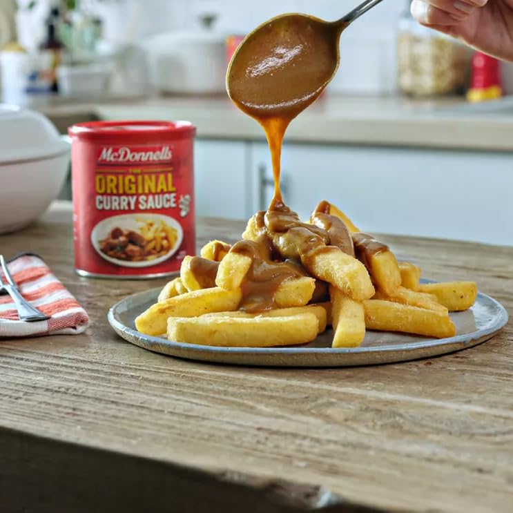 McDonnells original curry sauce closeup shows smooth, ready-to-use texture.