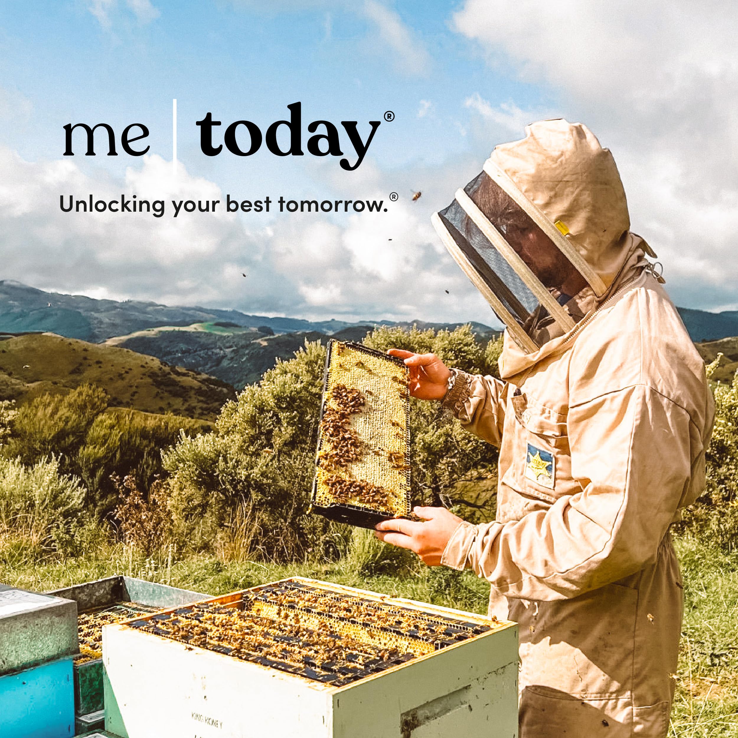 Me Today Manuka Honey 4.4 oz BPA-free jar for daily use