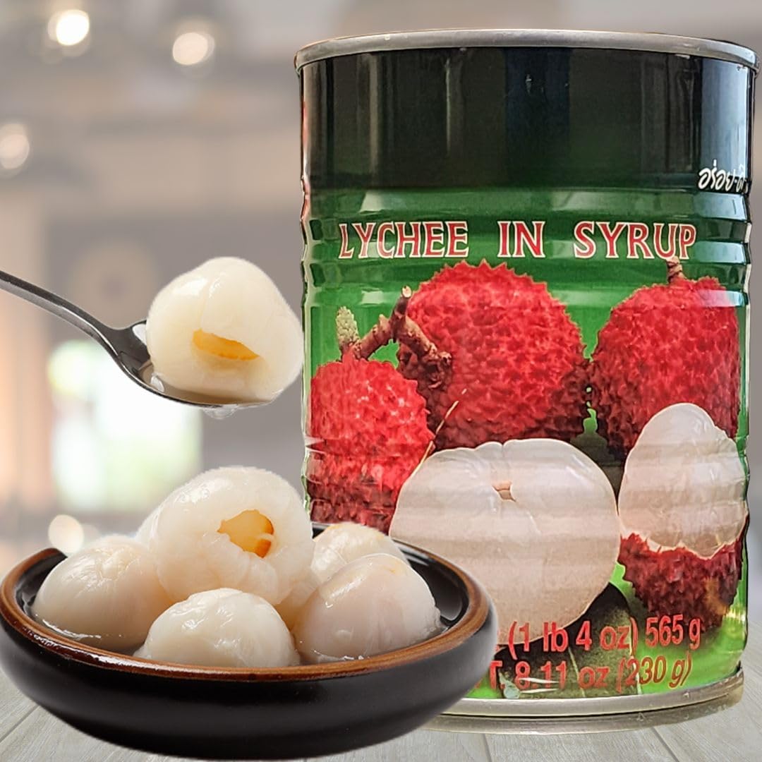 Mekoman lychee in juice pour captures fragrant syrup for beverages.