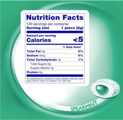 Mentos sugar-free chewing gum pieces in spearmint provide refreshing flavor.