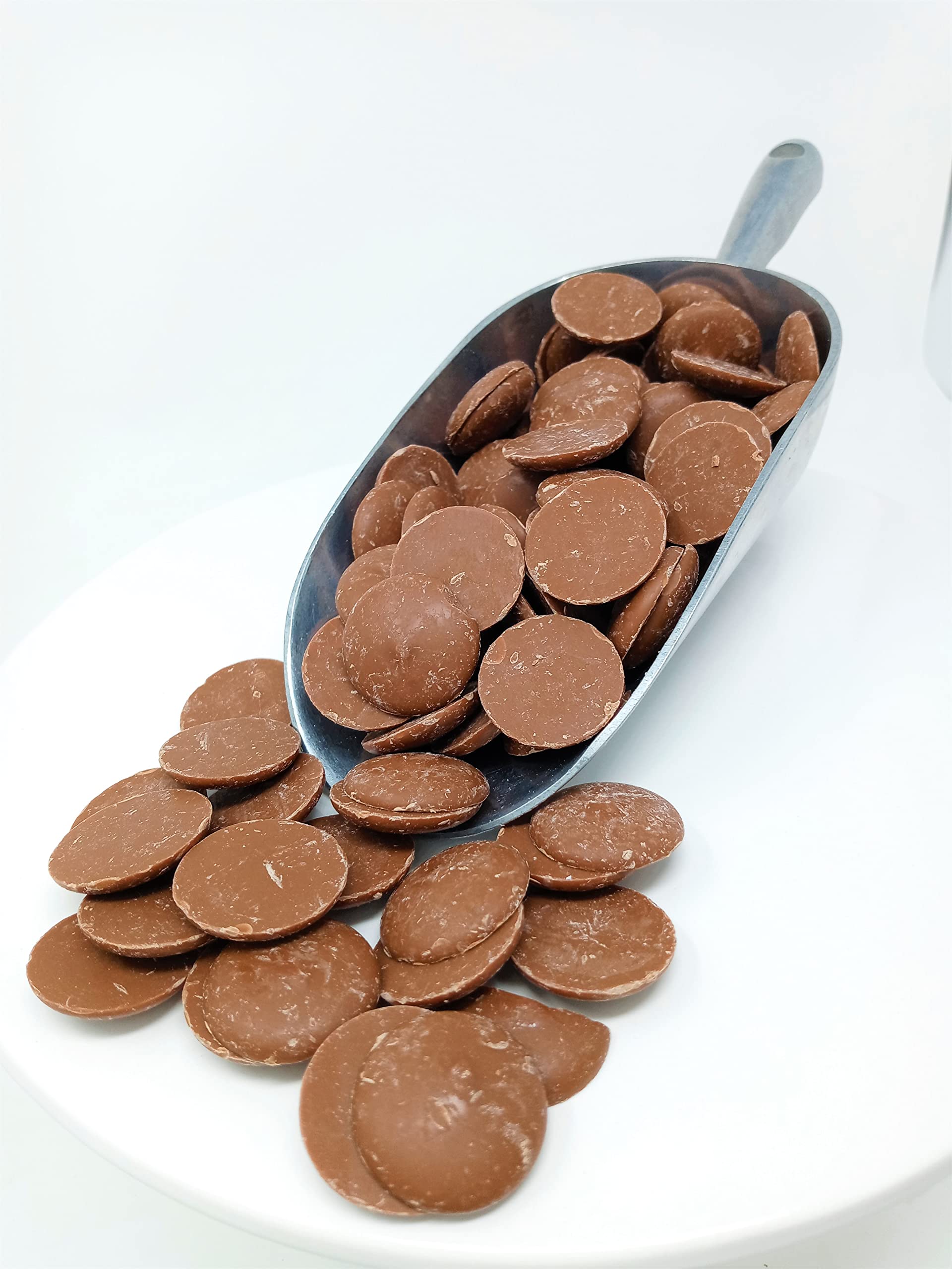 Coating wafers ready for dipping and enrobing treats
