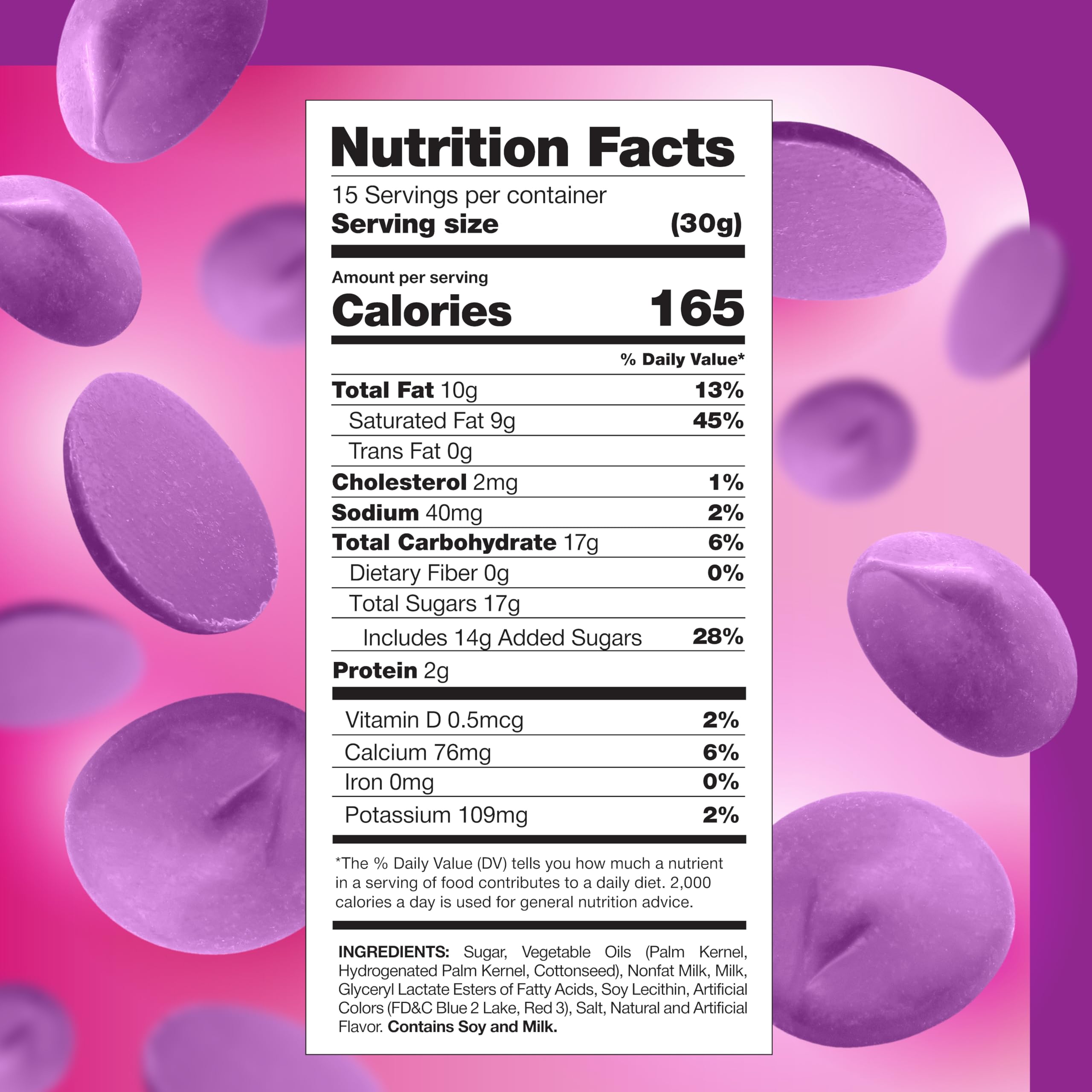 Merckens purple melts show a glossy finish when dipped onto cake pops and cookies.