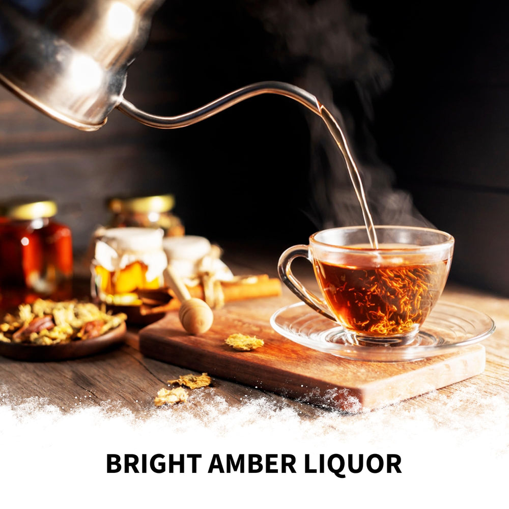 MEVLÂNA Brewed tea cup — steaming, well-balanced infusion hot or iced.