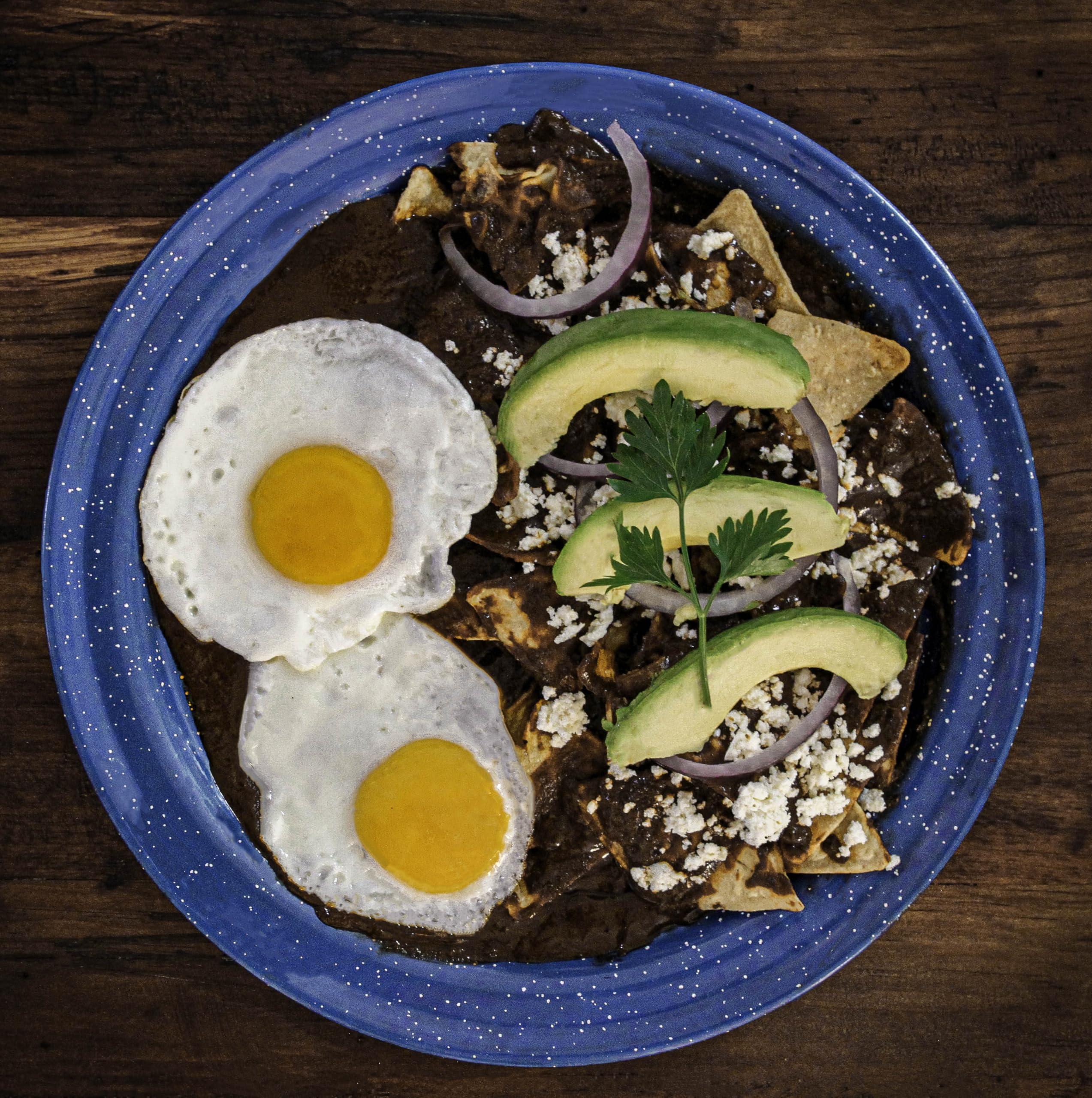 Serving suggestion shows four servings—great for sharing.