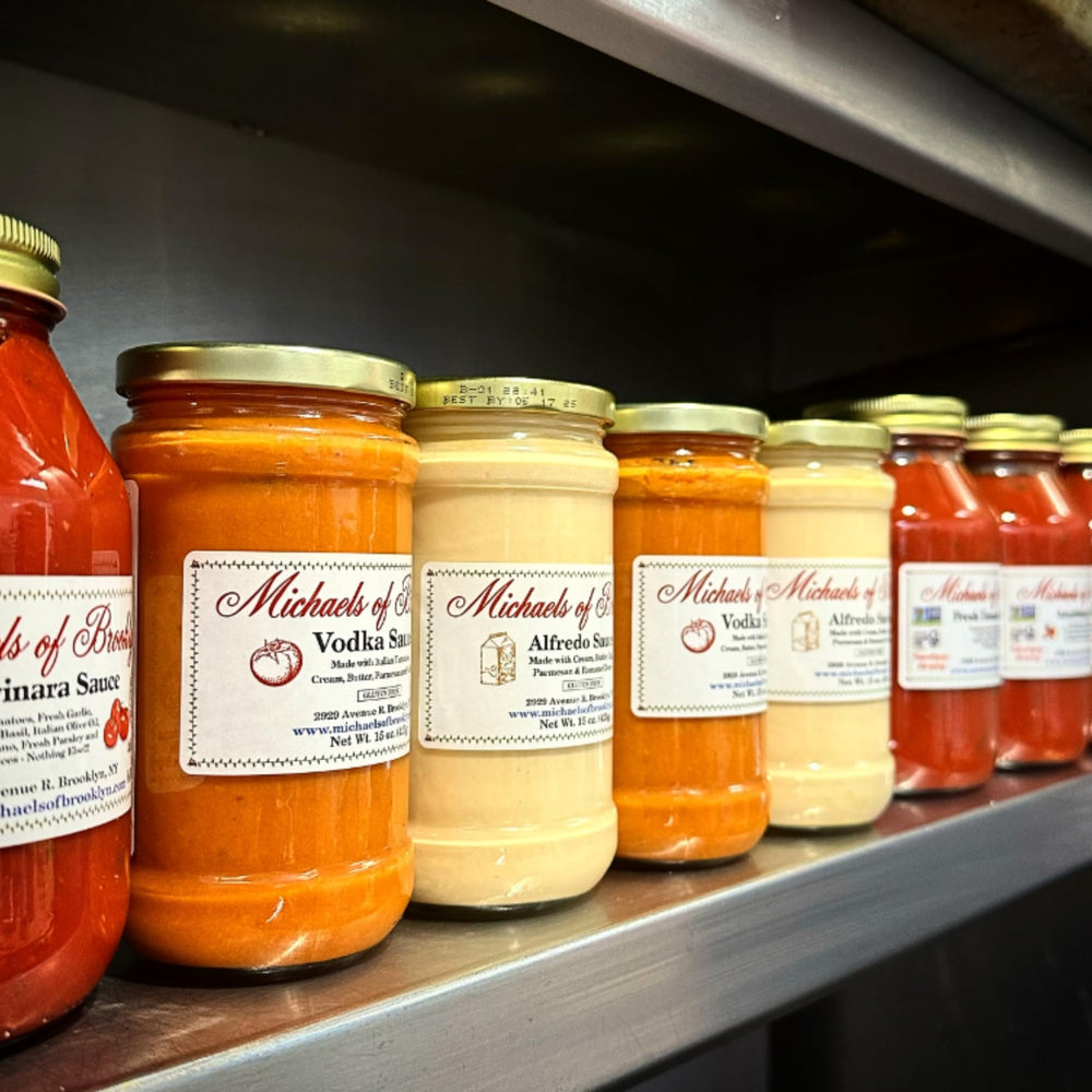 Michaels Of Brooklyn Marinara ingredients label—signals premium quality for home cooking.