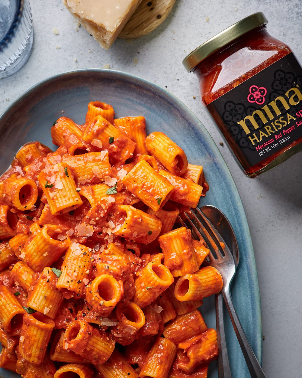 Mina Harissa packaging and label highlight a fresh keto-friendly option.