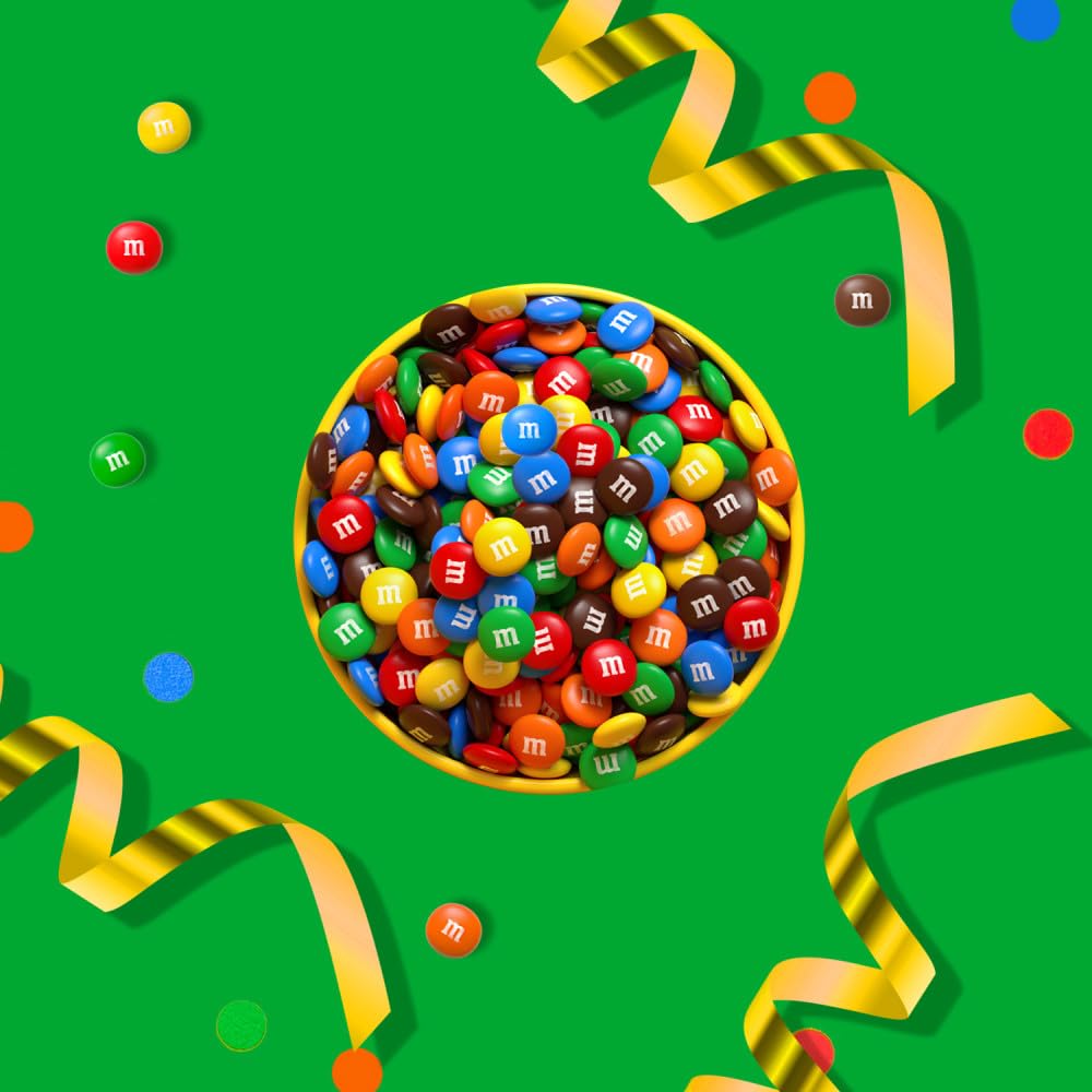 M&M'S MINIS used on a gingerbread house for decoration.