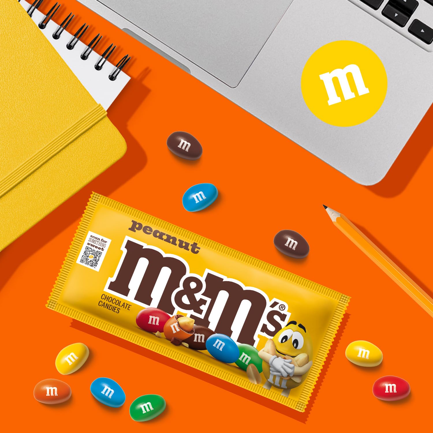 Snack-ready M&M'S suitable for baking and dessert toppings.