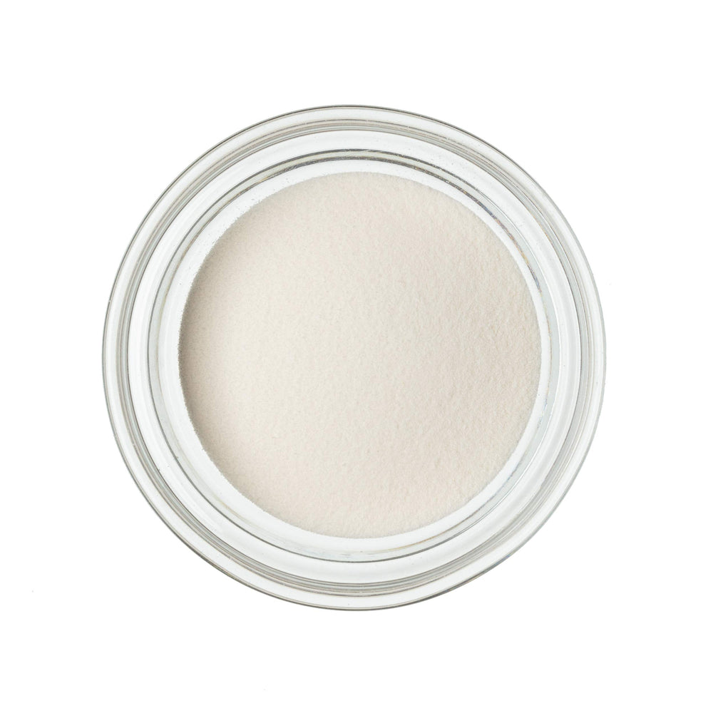 Xanthan Gum thickening a sauce for richer texture and stability.