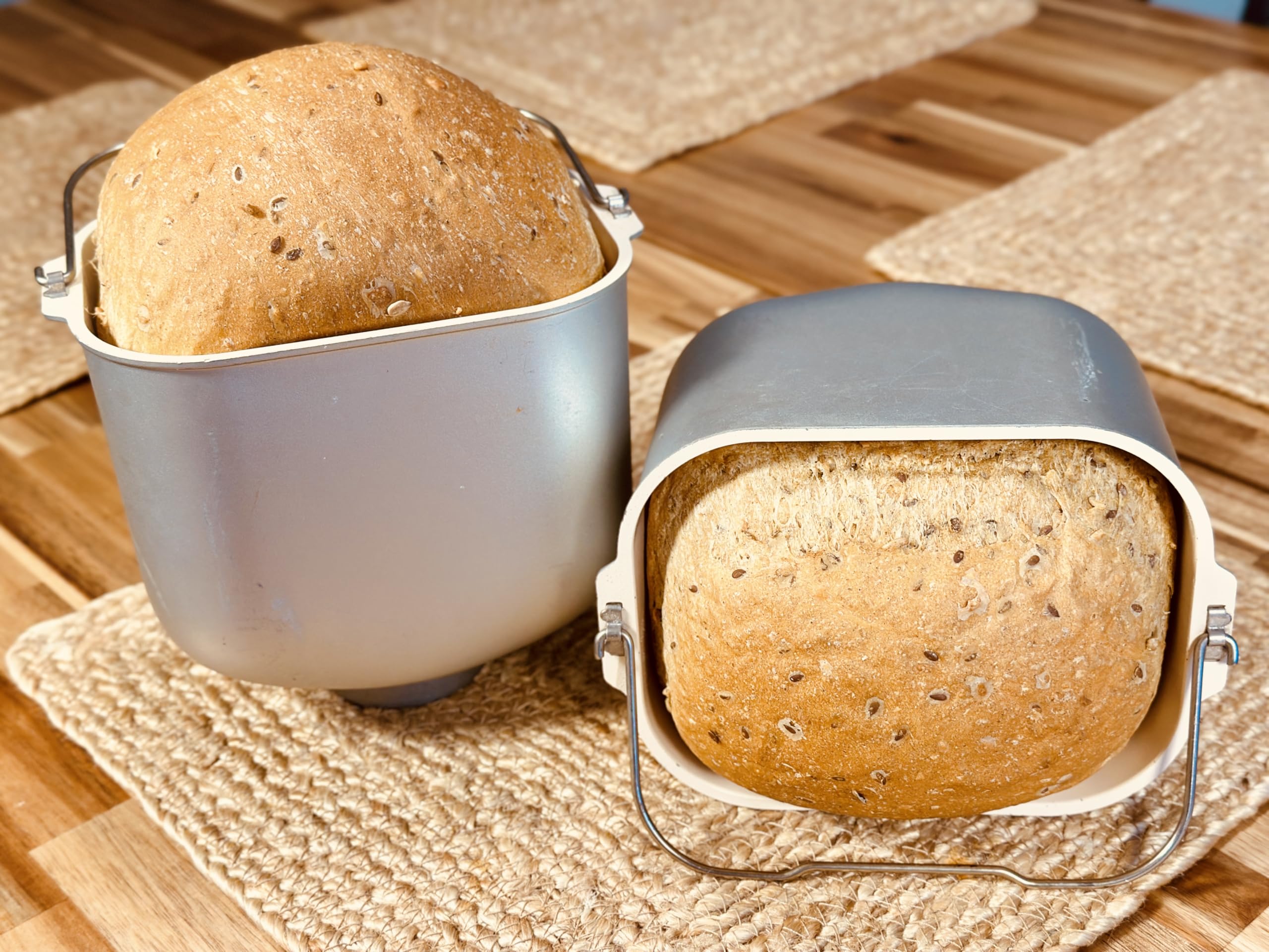 Molibake Multigrain flax seeds boost fiber in loaves.