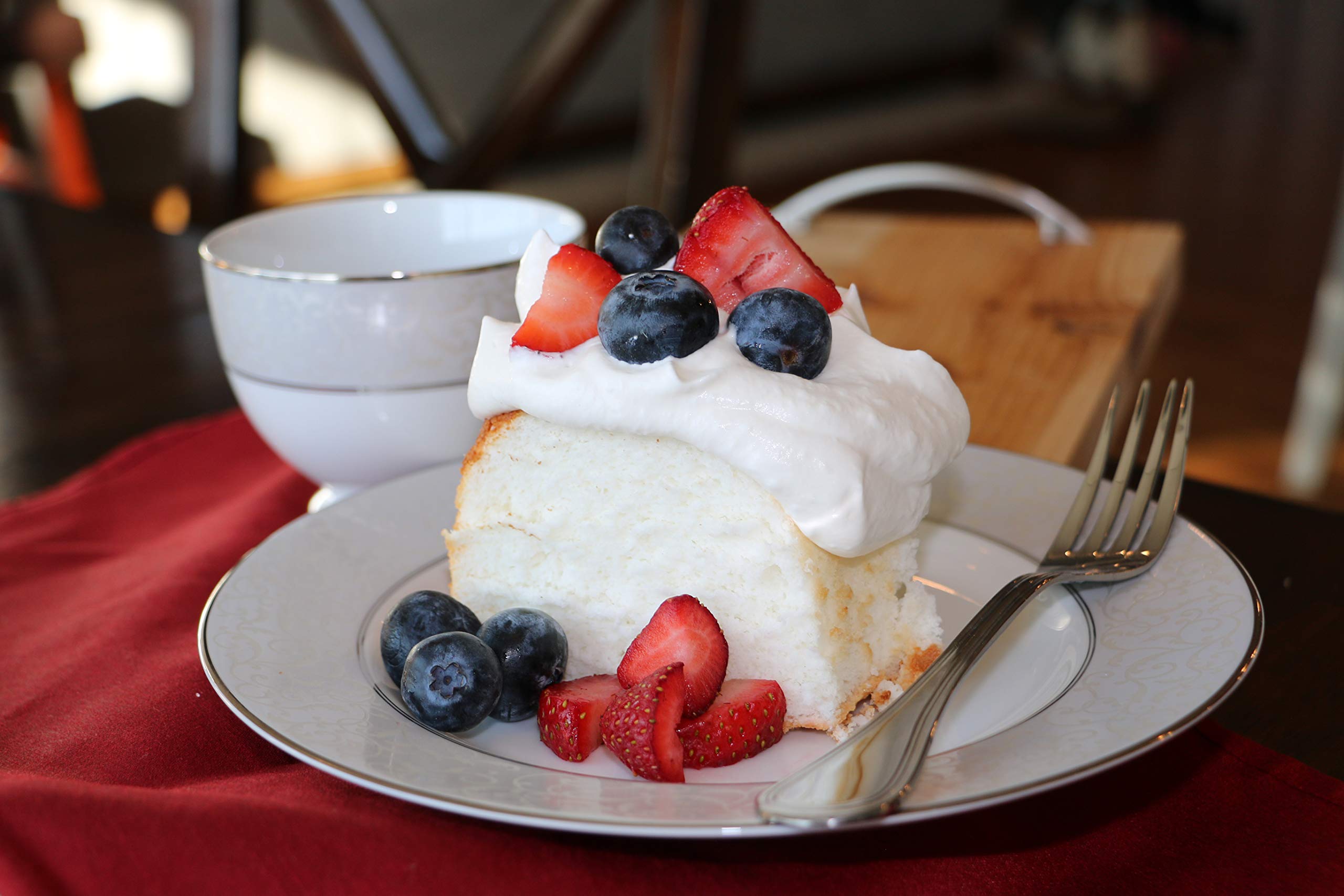 Vanilla extract and mix readiness for Mom's Place gluten-free angel food cake
