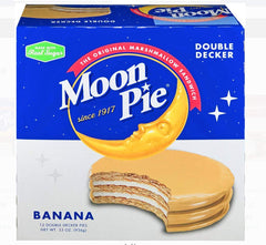 MoonPie Double Decker Banana cross-section, revealing banana creme and cookies.