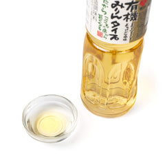 Morita Organic Mirin-Type being poured over shrimp to add subtle sweetness.