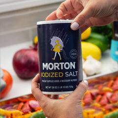 Morton salt with caking-resistant grains for smooth, ready-to-use seasoning.