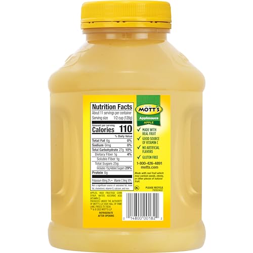 Mott's Applesauce label highlights Vitamin C and absence of artificial flavors.