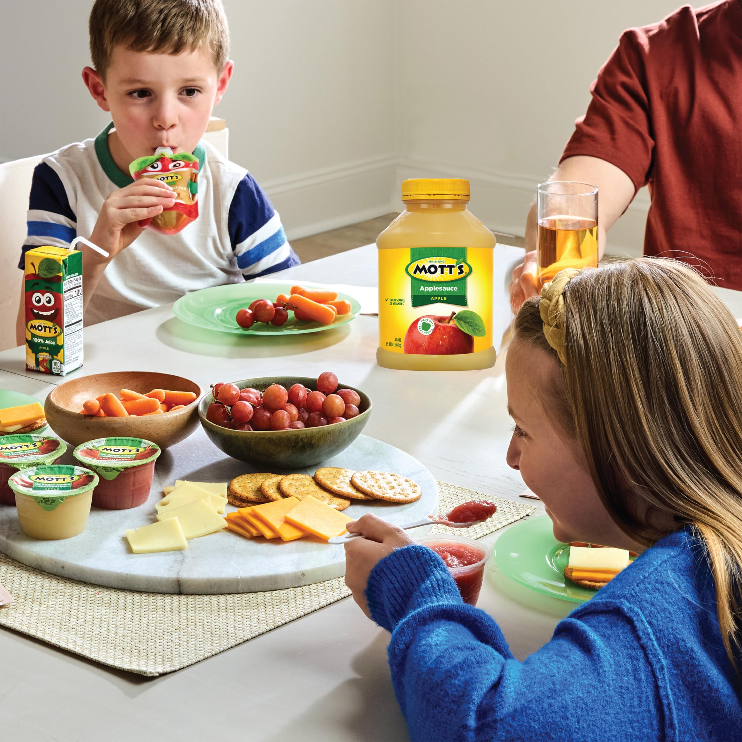 Mott's heritage logo highlights brand trust since 1842