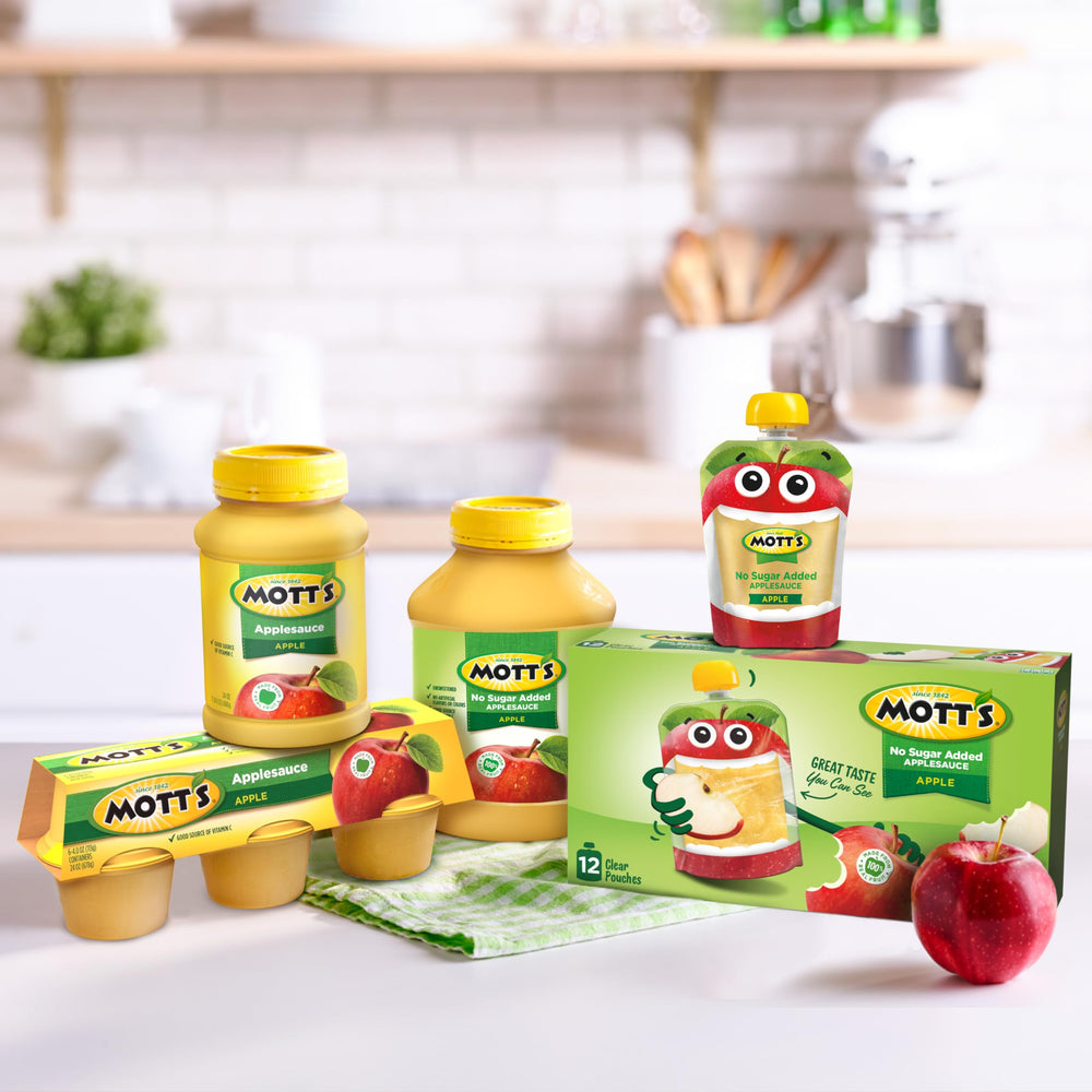 Motts no artificial flavors label highlights clean ingredients