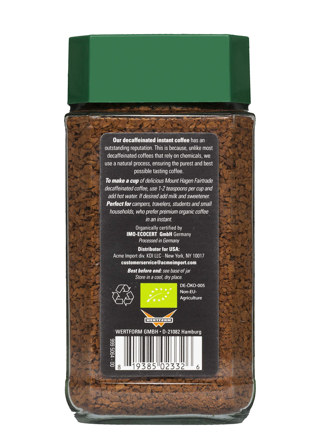 Hot water dissolving Mount Hagen decaf for quick cup.