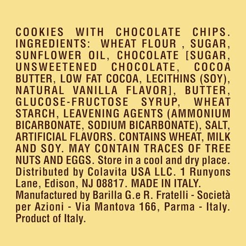 Close-up of Mulino Bianco Cuoricini chocolate chips for rich bites.