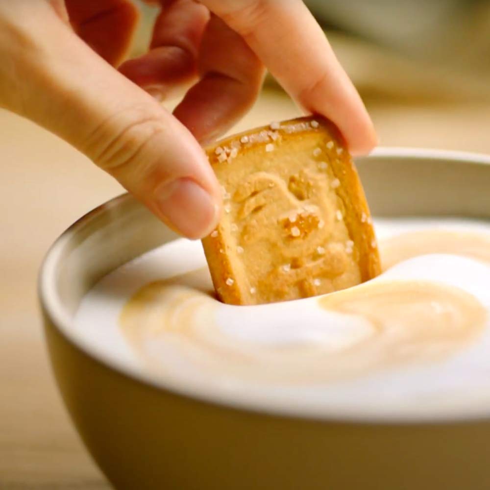 Mulino Bianco Galletti cookies highlighting artisan recipe and quality ingredients