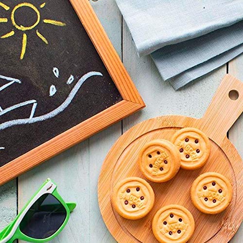 Italian ingredients highlight on Mulino Bianco Hazelnut Cream Cookies pack