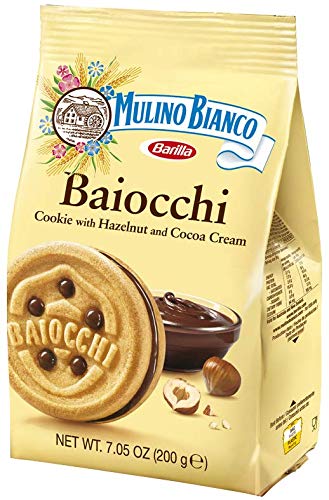 Mulino Bianco Hazelnut Cream Cookies pack side view for display