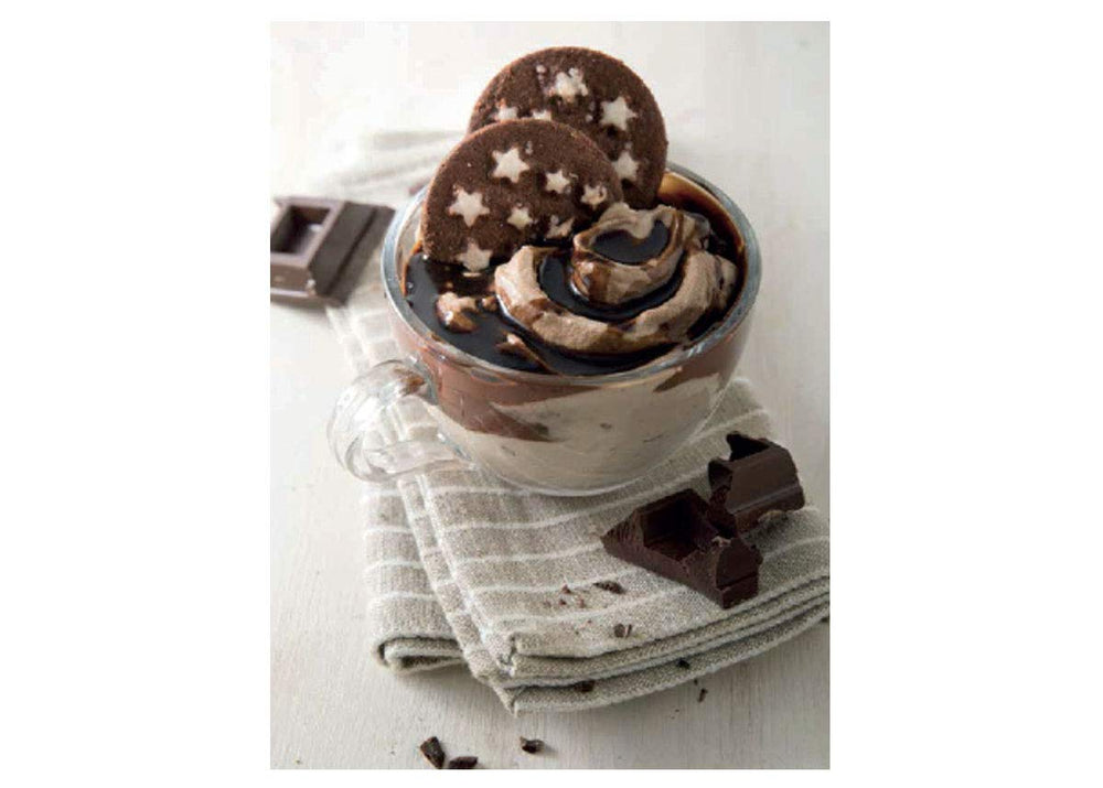 Mulino Bianco Pan di Stelle biscuits on plate, kid-friendly treat.