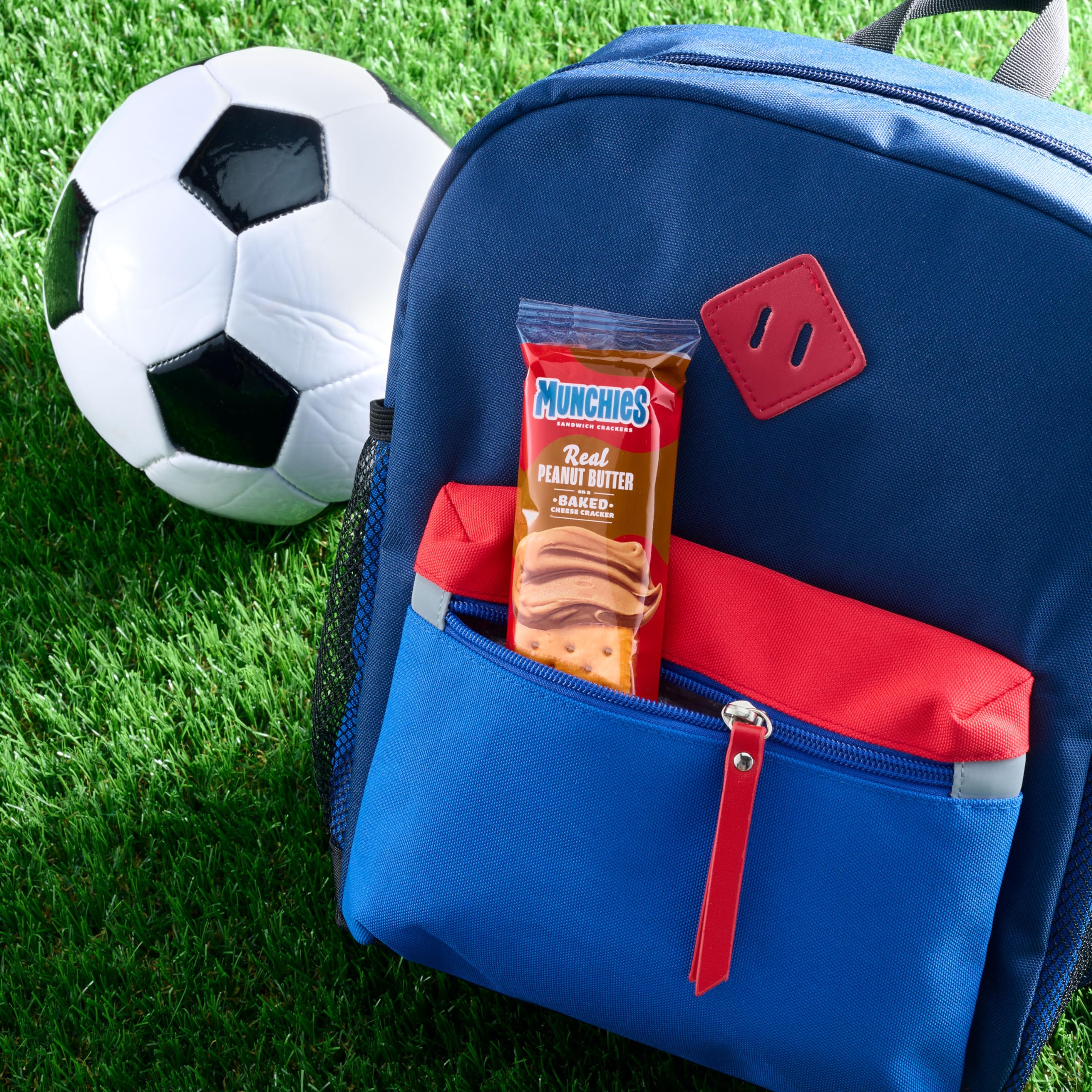 Munchies baked sandwich crackers variety pack: Snack-on-the-go sleeve display for lunches and breaks