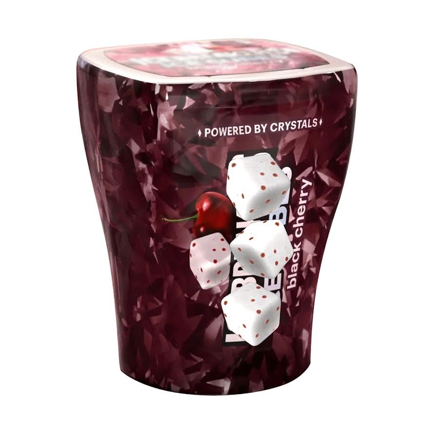Munchique IceCube Frozen Berry Blast bottle delivering icy berry rush.