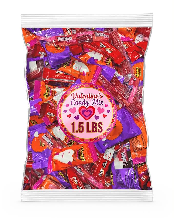 Munchique To/From gift bag ready for easy Valentine gifting