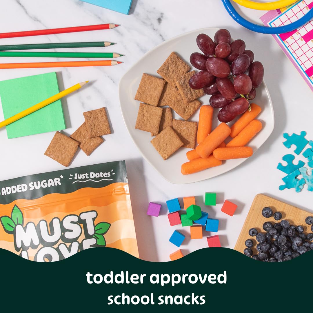 Must Love Classic Graham Crackers bulk serving supports versatile snacking ideas.