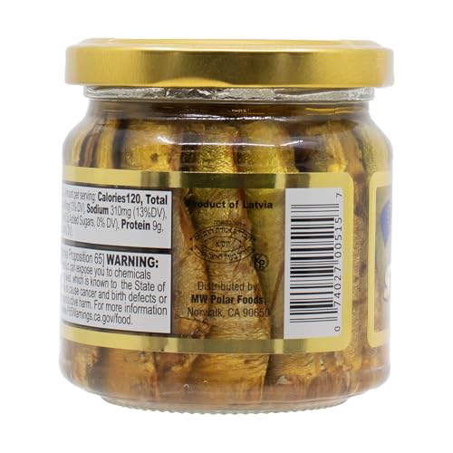 MW Polar Brisling sardines in olive oil shown in a kitchen scene with smoke aroma