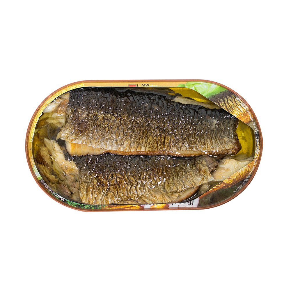 MW Polar wild-caught herring can being opened for quick meals