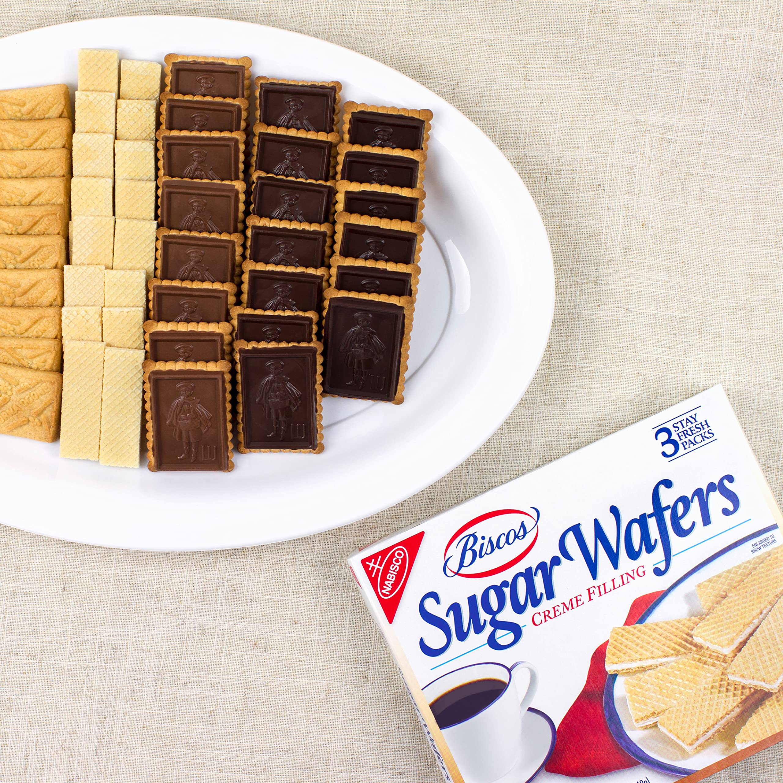 NABISCO Biscos box front design, gift-ready packaging for sharing.