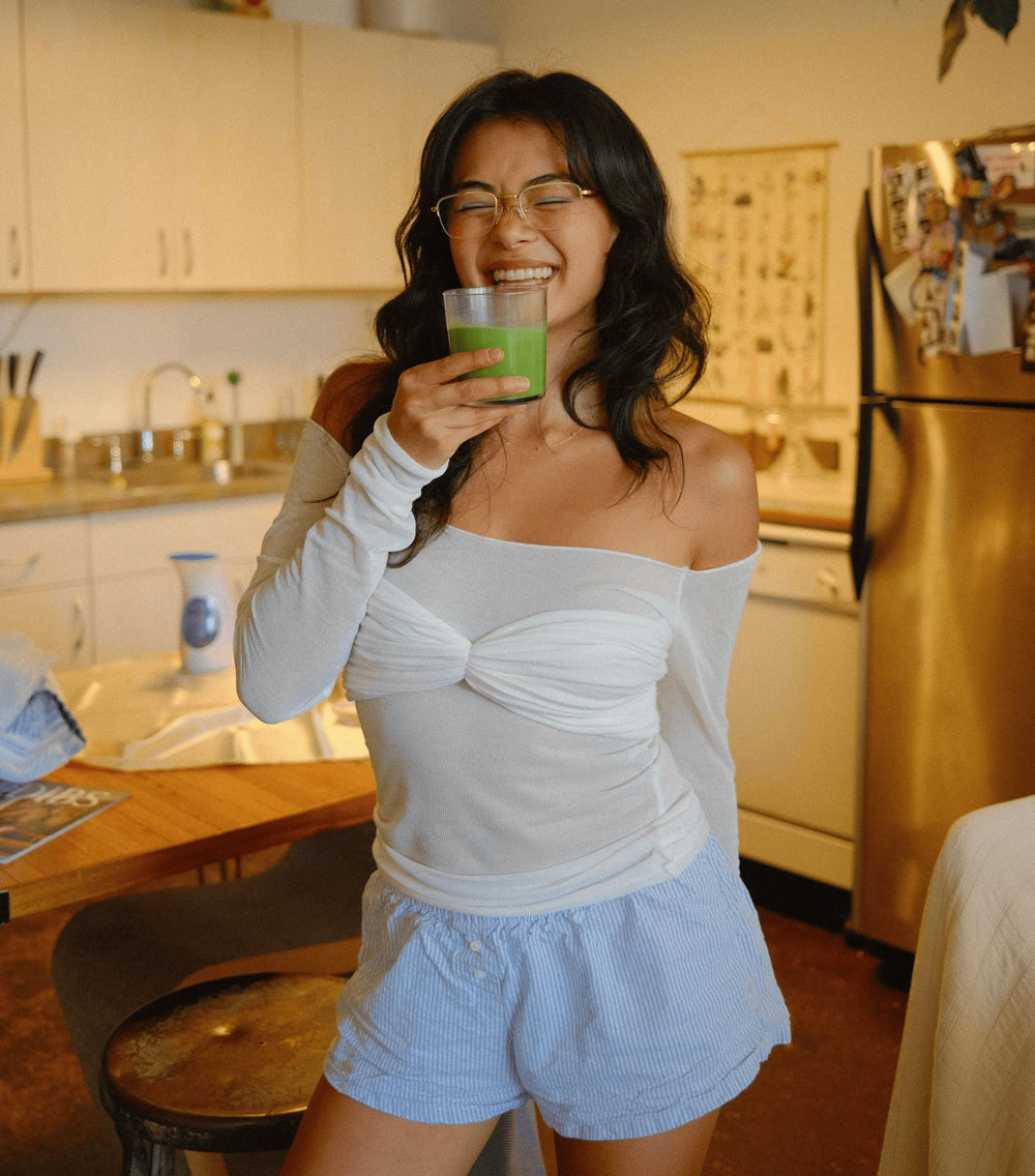 Nami Matcha Okumidori bright green tea bowl captures energizing aroma.