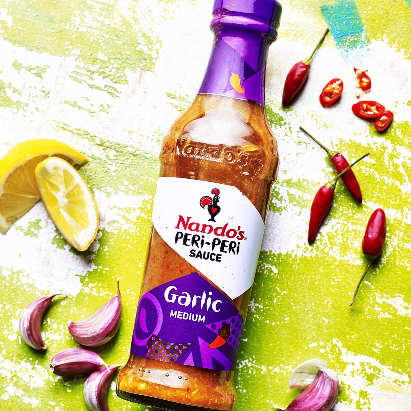 Nando's PERi PERi Garlic Sauce pour offers an easy flavor boost for wings.
