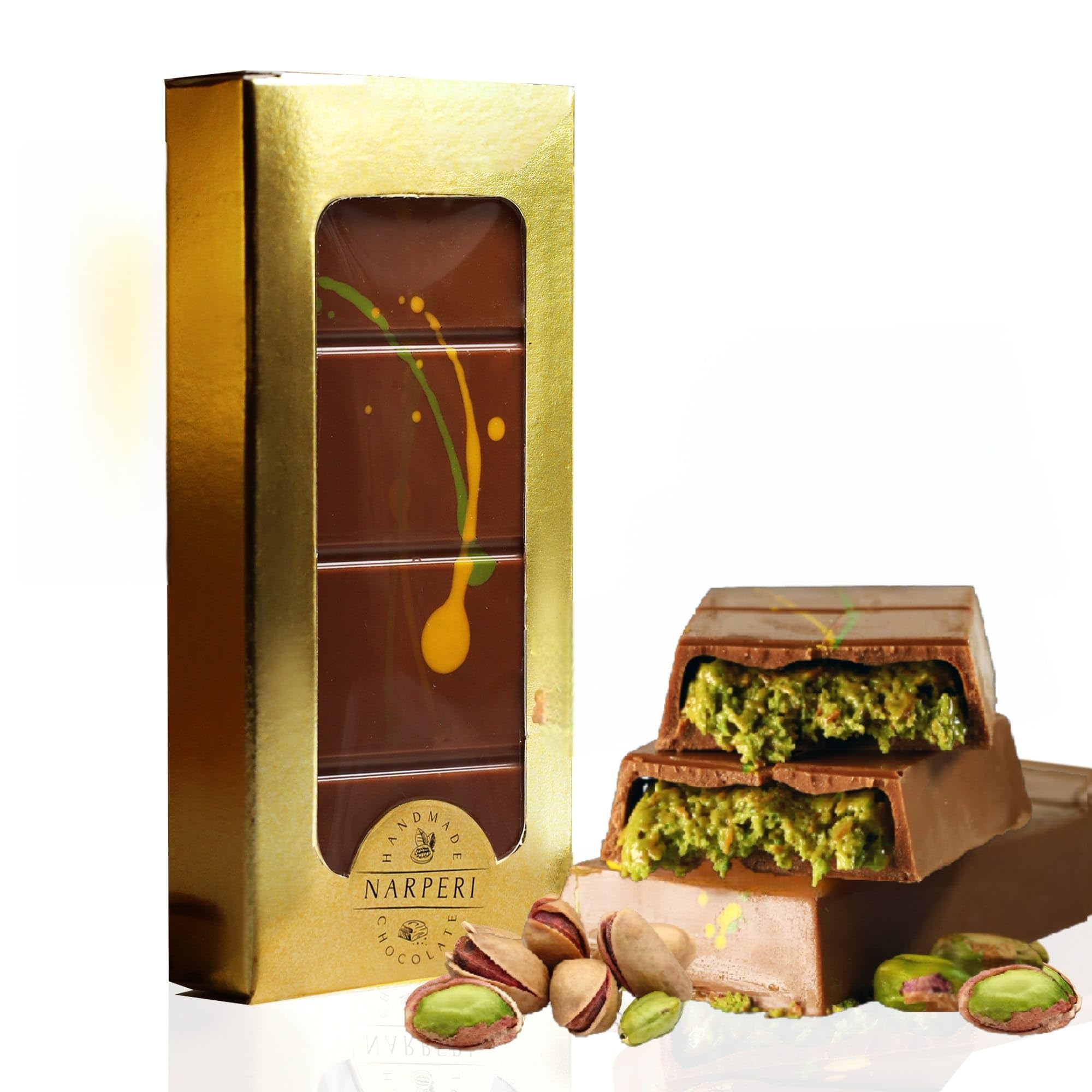 Narperi Dubai chocolate bar pistachio cream close-up for premium indulgence.